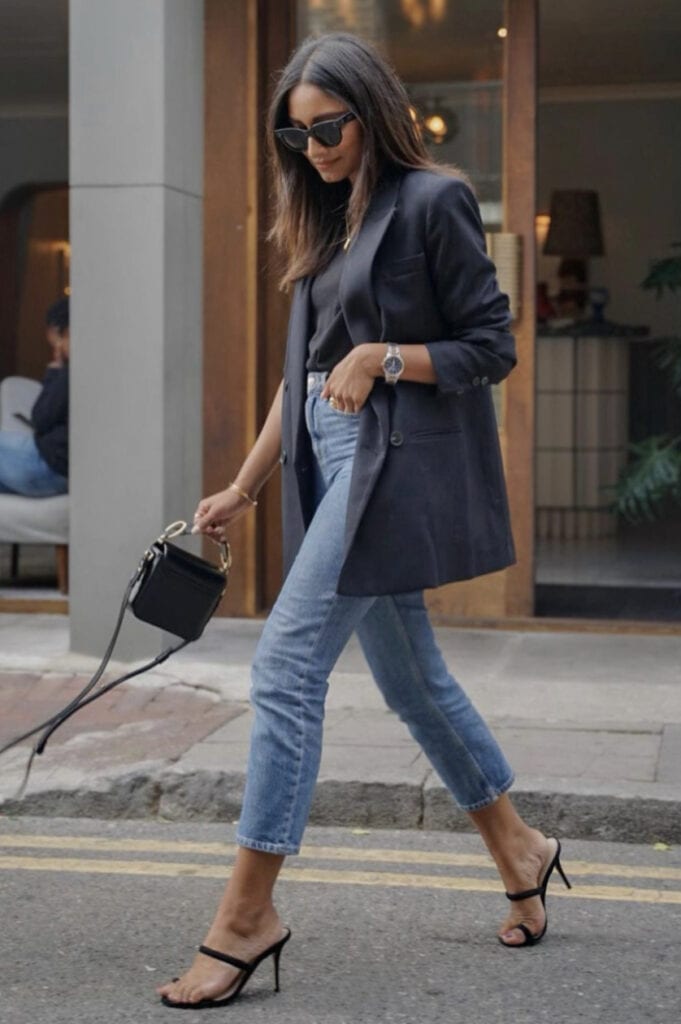 Strappy Sandals Strappy Sandals - The 10 Must-Have Shoes For Every Woman