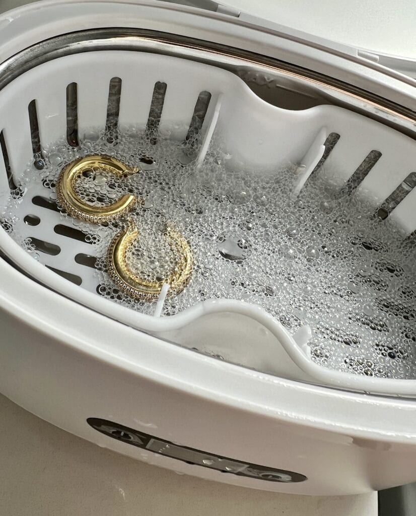How To Clean Huggie Earrings How To Clean Huggie Earrings